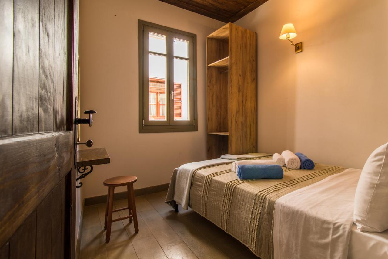 דירות נאפפליו Iole Boutique House מראה חיצוני תמונה