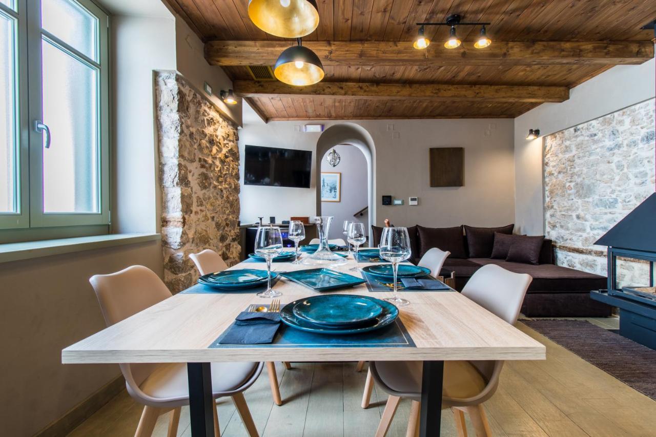 דירות נאפפליו Iole Boutique House מראה חיצוני תמונה