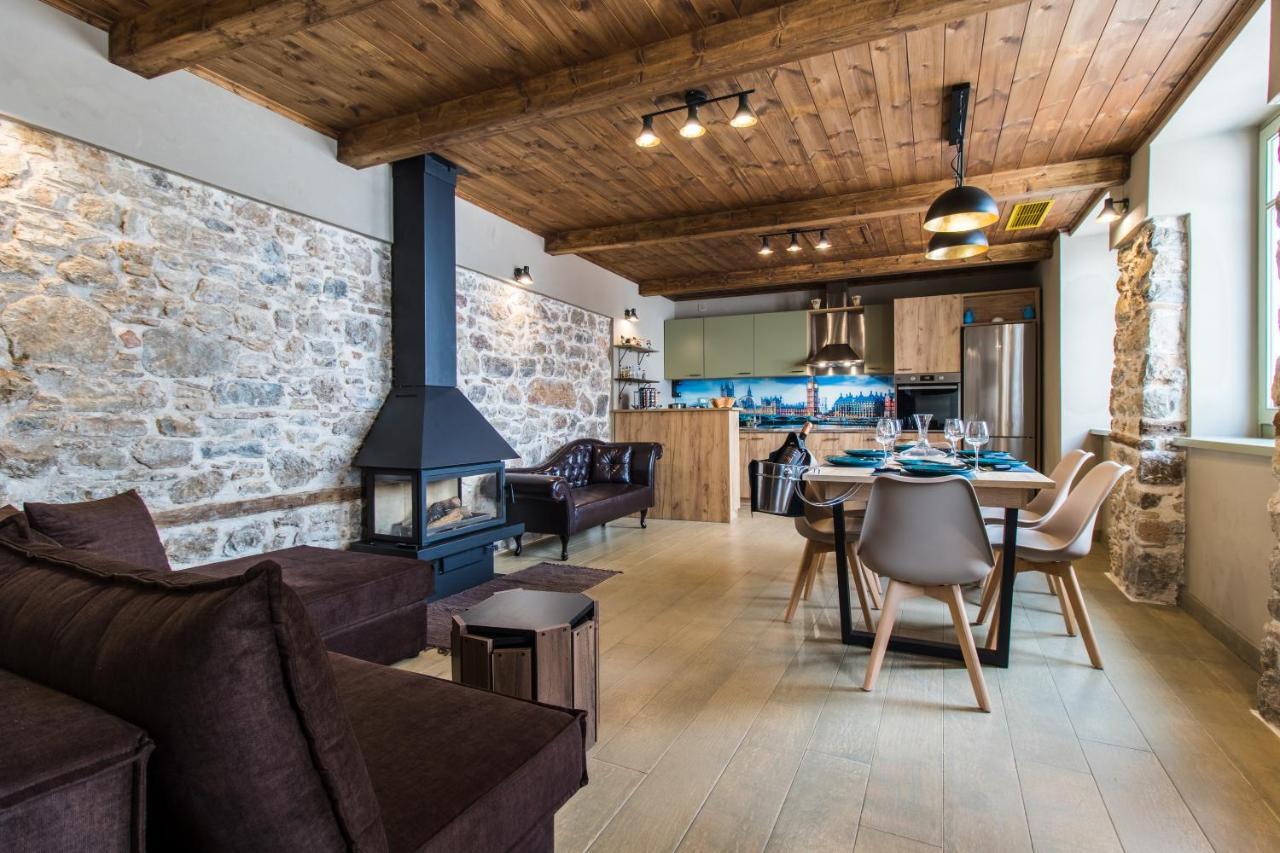 דירות נאפפליו Iole Boutique House מראה חיצוני תמונה